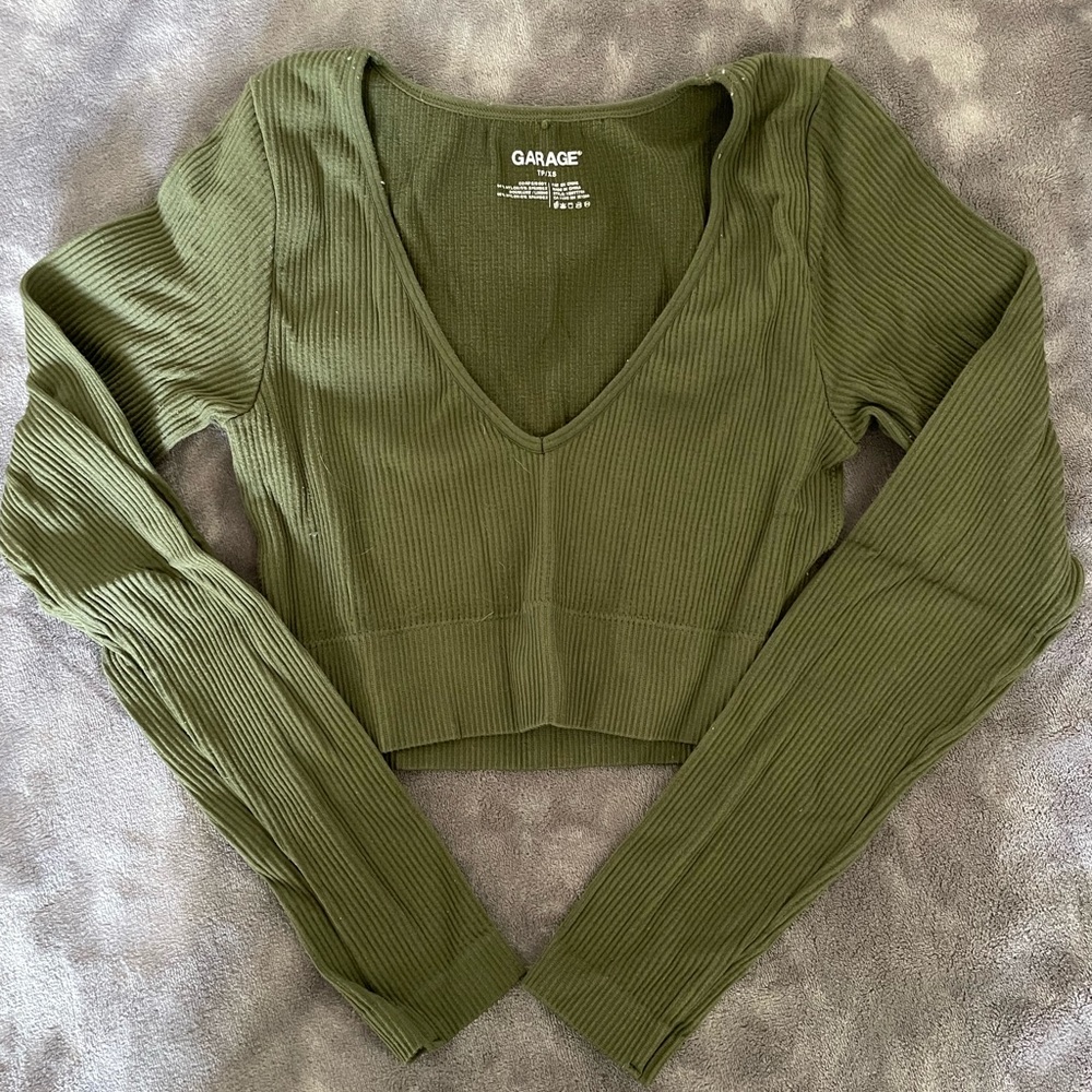 Garage long sleeve v neck top